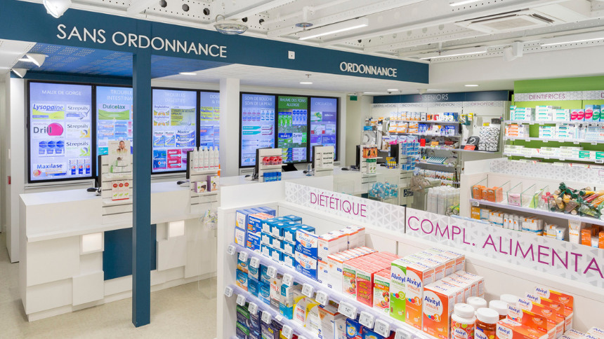 BD Rowa dans la Pharmacie Actisud, La Roche-sur-Yon
